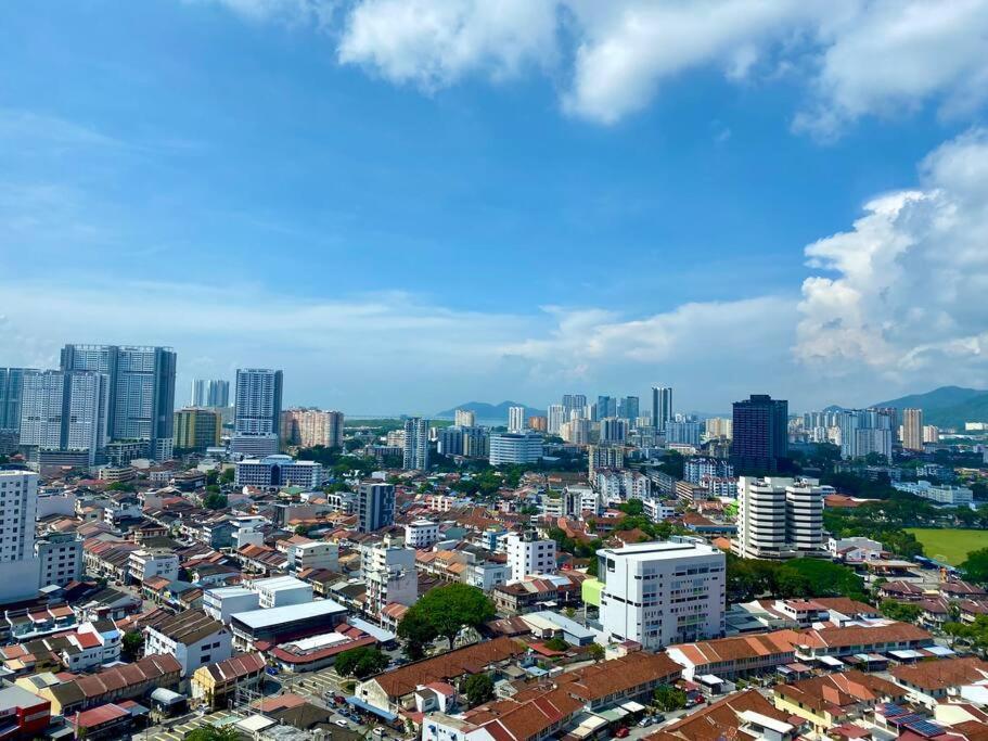Tropicana 218 Macalister Sea & City View By Staycation Homestay George Town Extérieur photo
