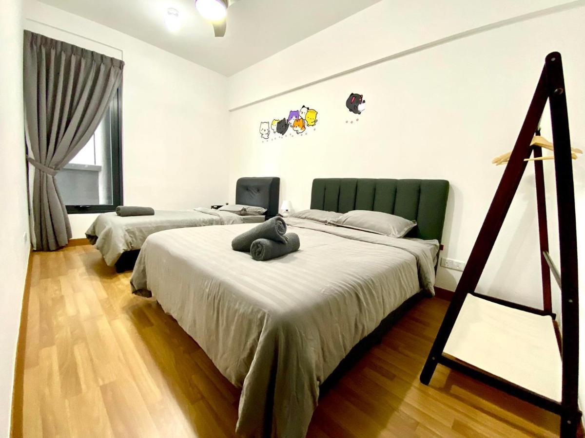 Tropicana 218 Macalister Sea & City View By Staycation Homestay George Town Extérieur photo
