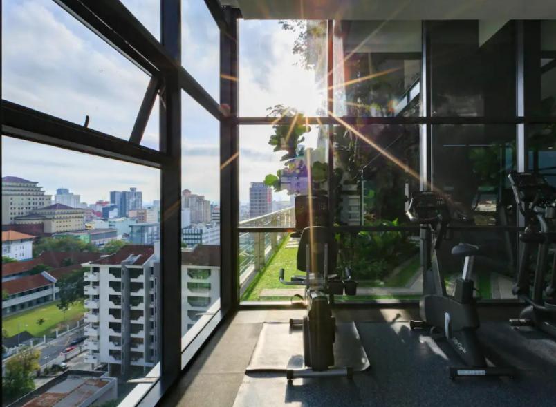 Tropicana 218 Macalister Sea & City View By Staycation Homestay George Town Extérieur photo