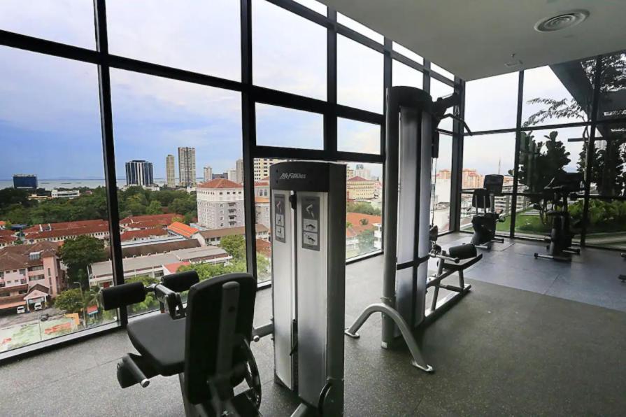 Tropicana 218 Macalister Sea & City View By Staycation Homestay George Town Extérieur photo