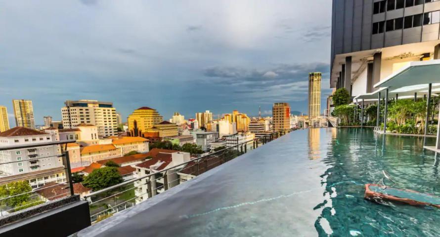 Tropicana 218 Macalister Sea & City View By Staycation Homestay George Town Extérieur photo